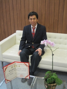 Prof CHAK Chi Shing whose Feng Youlan: His Life and Thought to 1949 